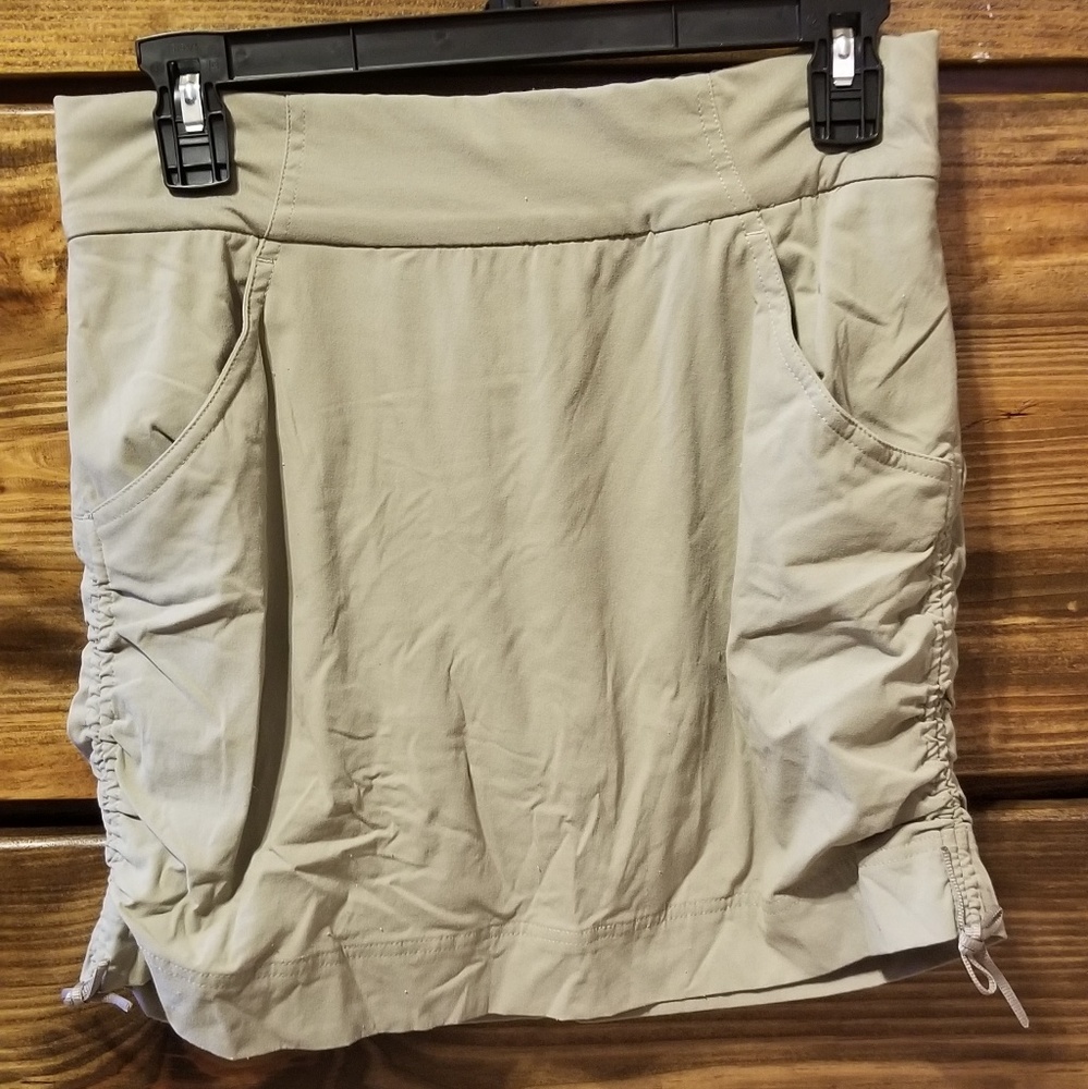 Columbia skirt